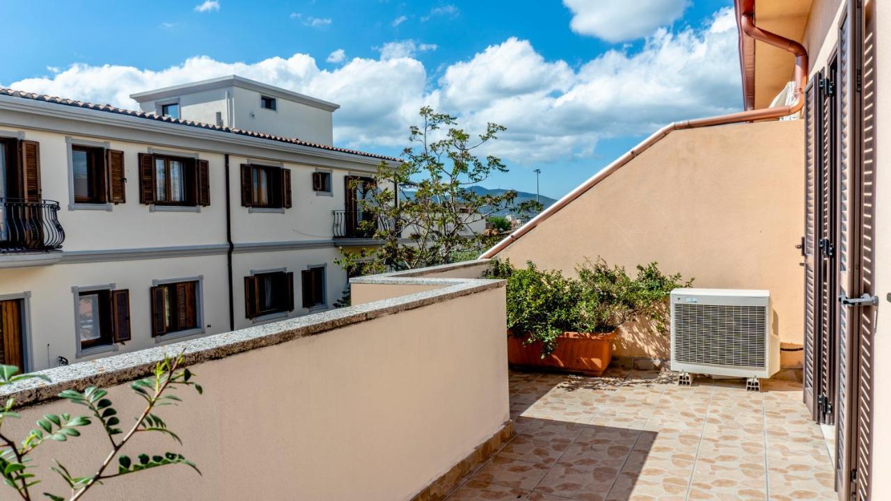 Sa Domu Downtown - Pms Casevacanze Olbia Exterior foto